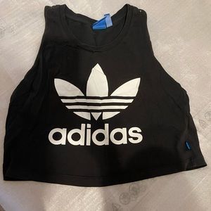 Adidas sports tank size small women